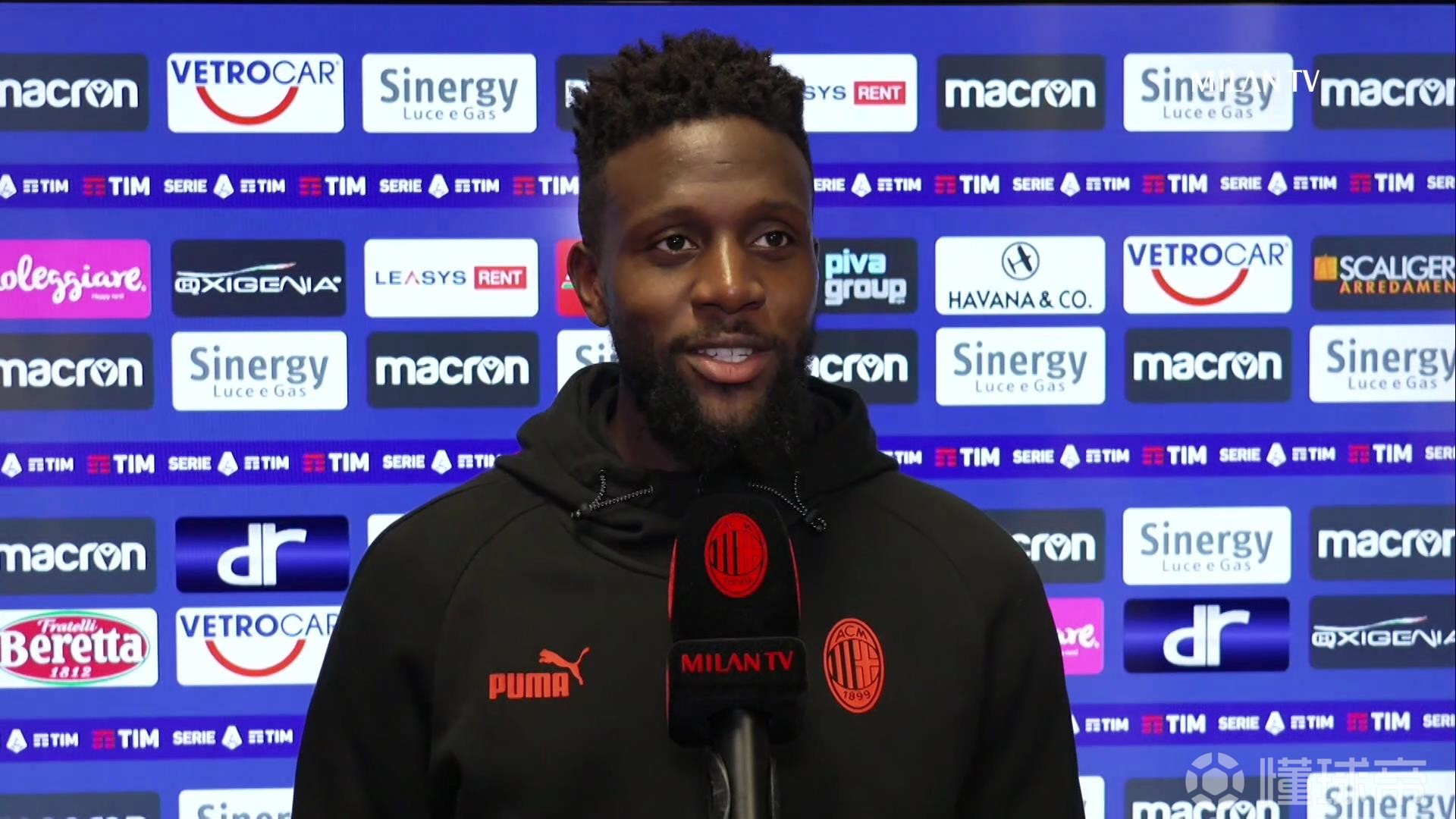 人造石板材自动浇注生产